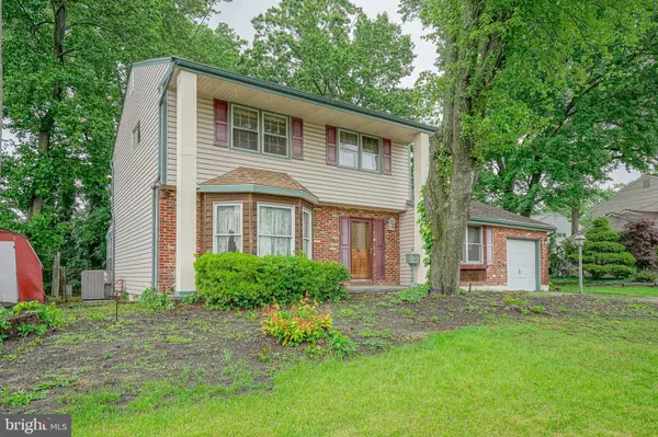 241 CHERRY AVE,  Woodbury Heights,  NJ 08097