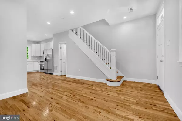 Baltimore, MD 21218,1602 CARSWELL ST