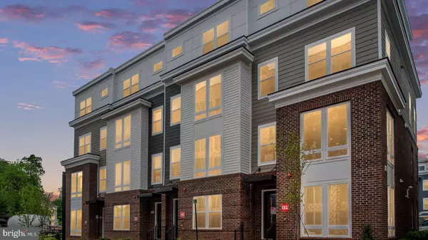 10584 NORTHFAX ST, Fairfax, VA 22030