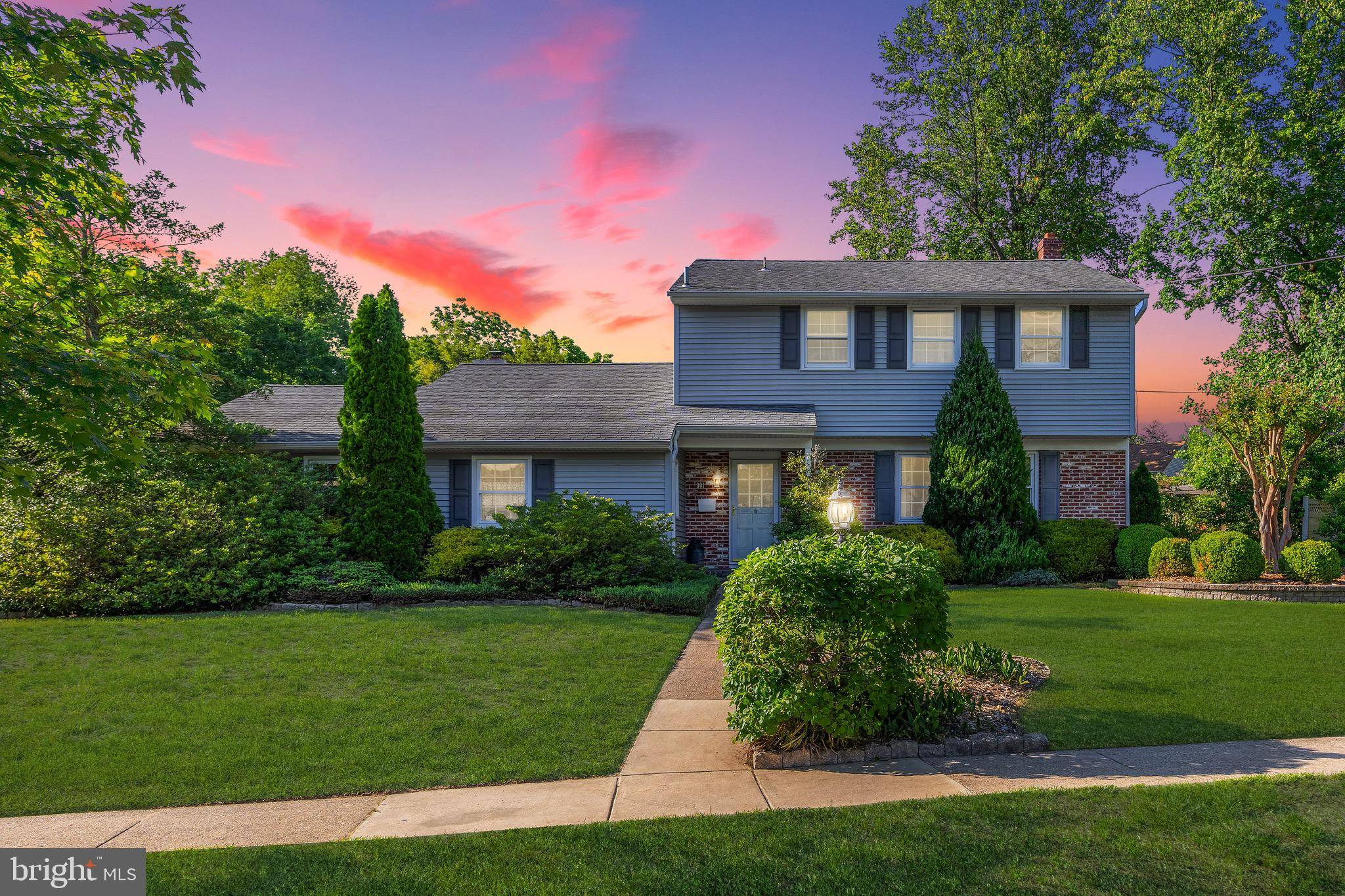 301 MOHAWK DR, Wenonah, NJ 08090