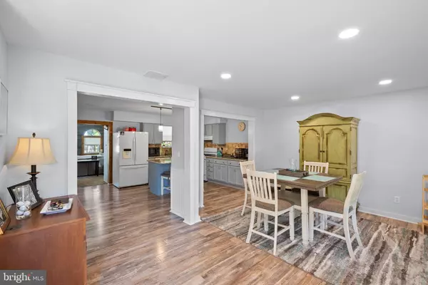 Galloway, NJ 08205,427 TULIP AVE