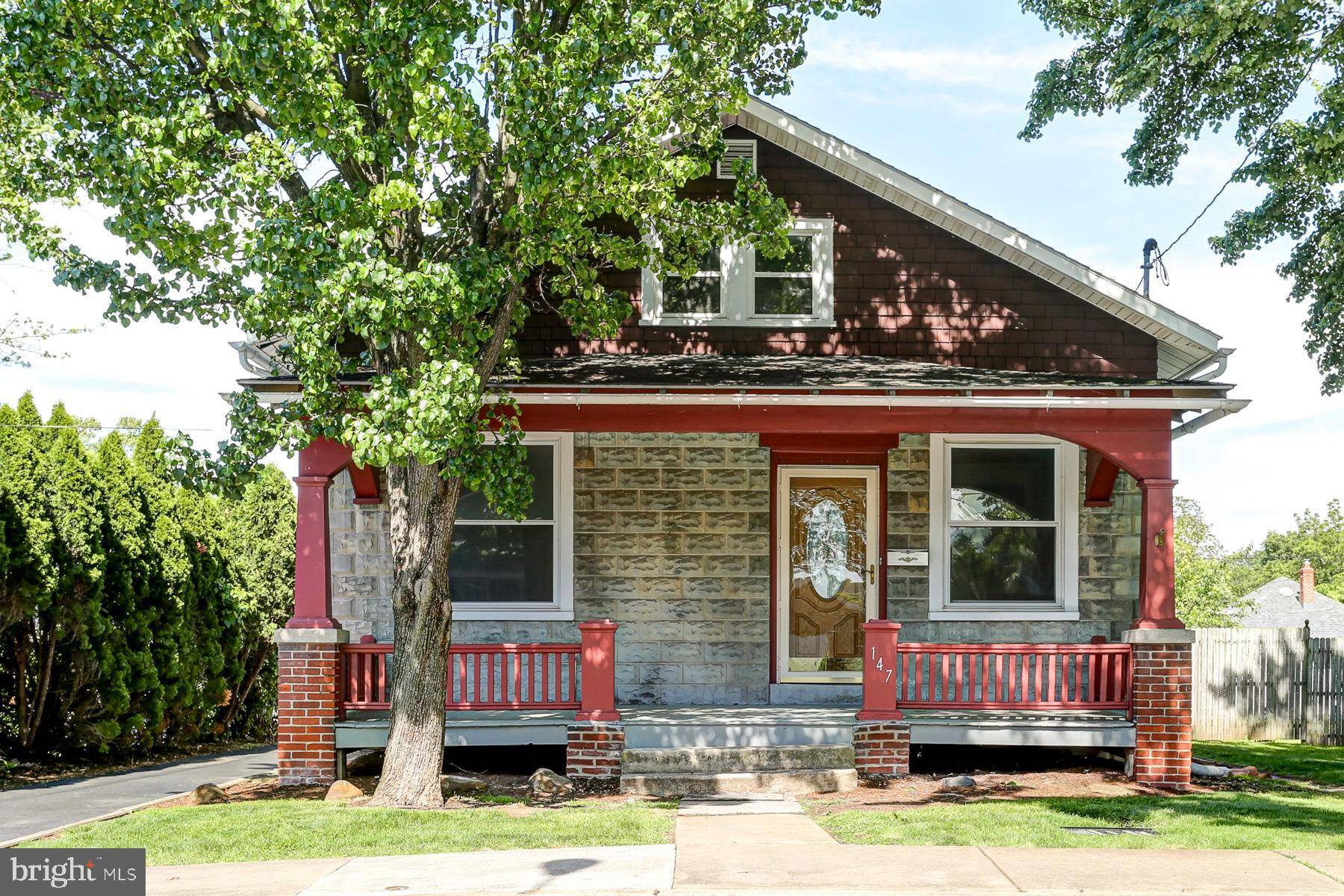 147 N SPRUCE ST,  Elizabethtown,  PA 17022