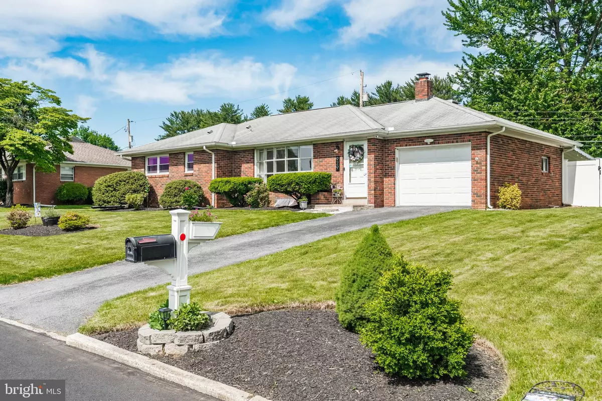 Allentown, PA 18103,929 WEBSTER AVE