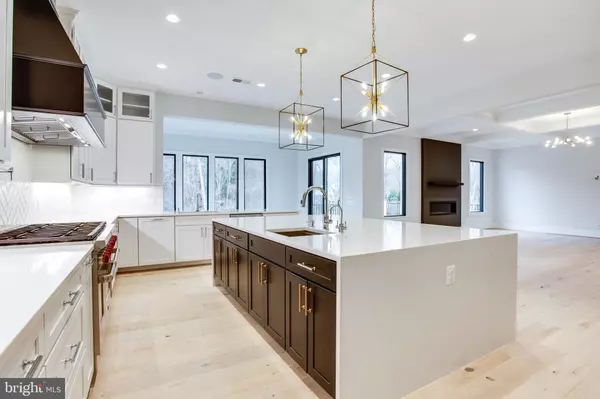Reston, VA 20190,10801 MASON HUNT CT