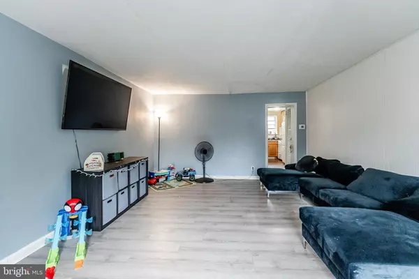 Crum Lynne, PA 19022,1227 EDDYSTONE AVE