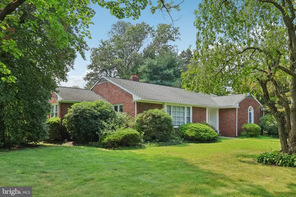 Edgewater Park, NJ 08010,323 EDGEWATER AVE