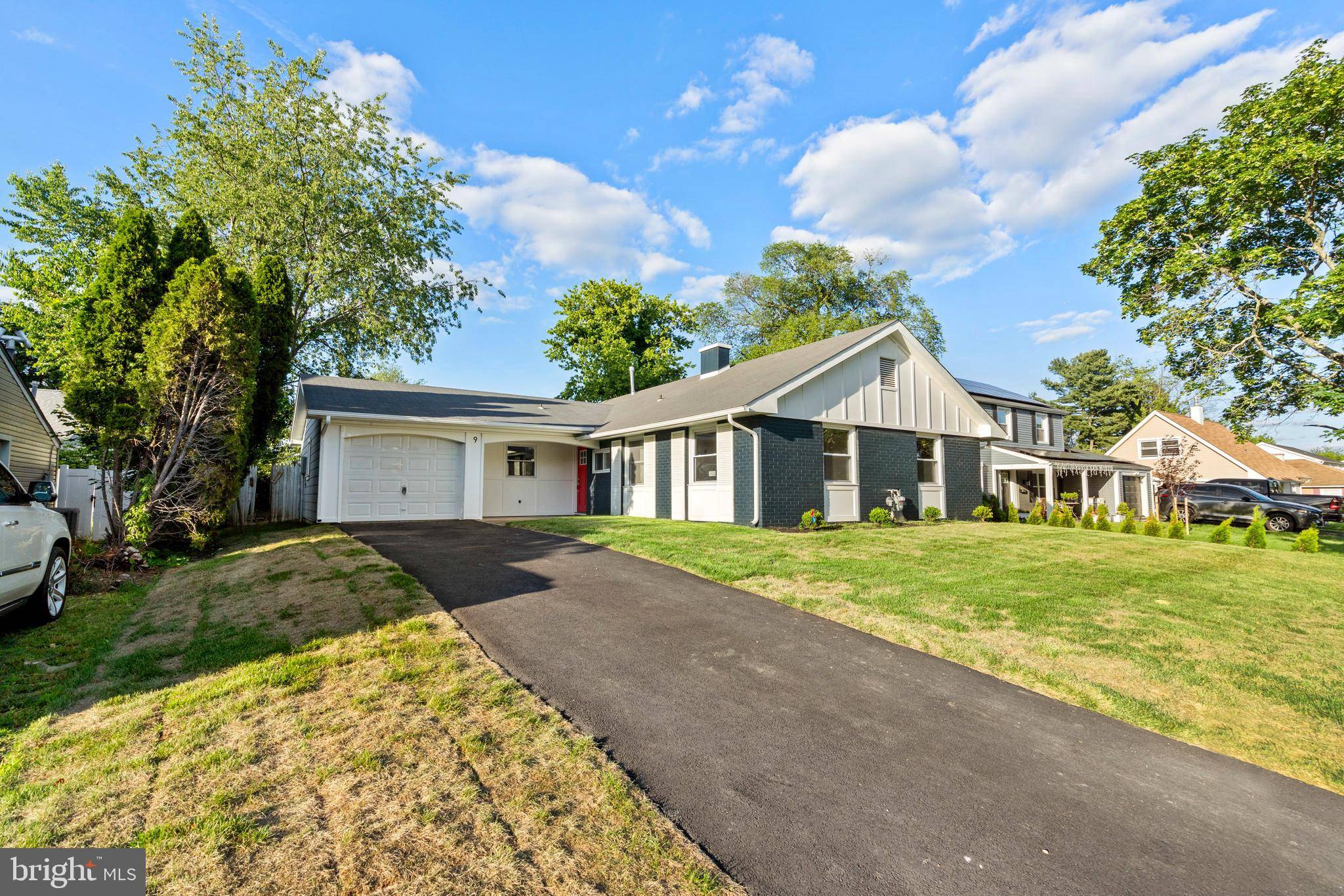 Willingboro, NJ 08046,9 PENSDALE LN