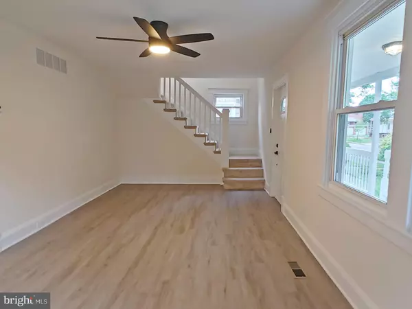 Baltimore, MD 21222,22 LEEWAY RD