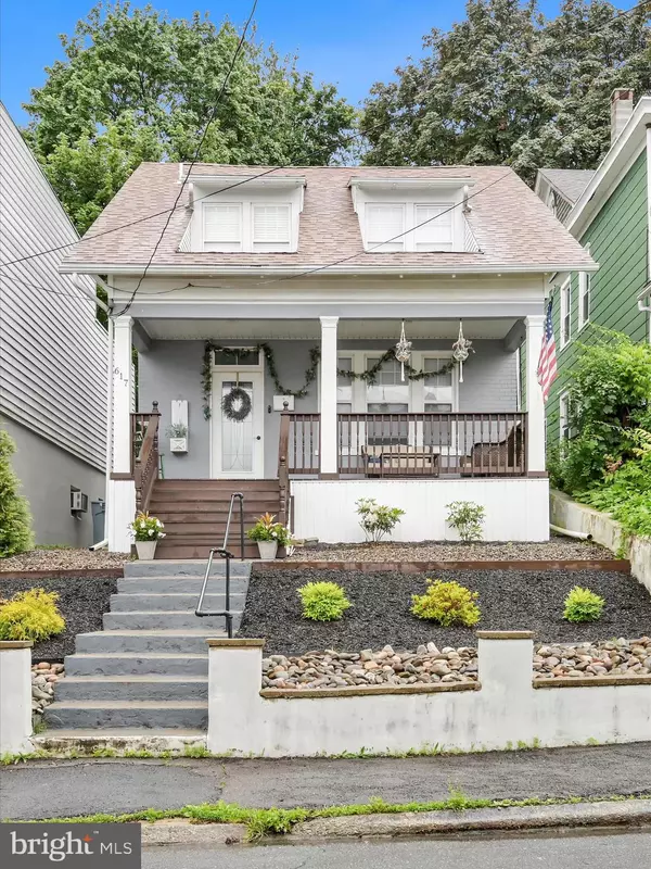 Pottsville, PA 17901,617 SCHUYLKILL AVE