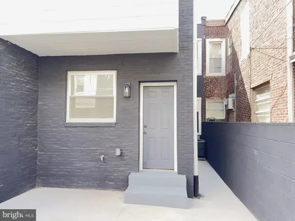 Philadelphia, PA 19145,2015 S 23RD ST