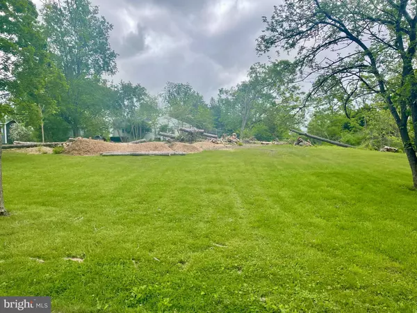 Bellefonte, PA 16823,LOT ON ROBIN RD
