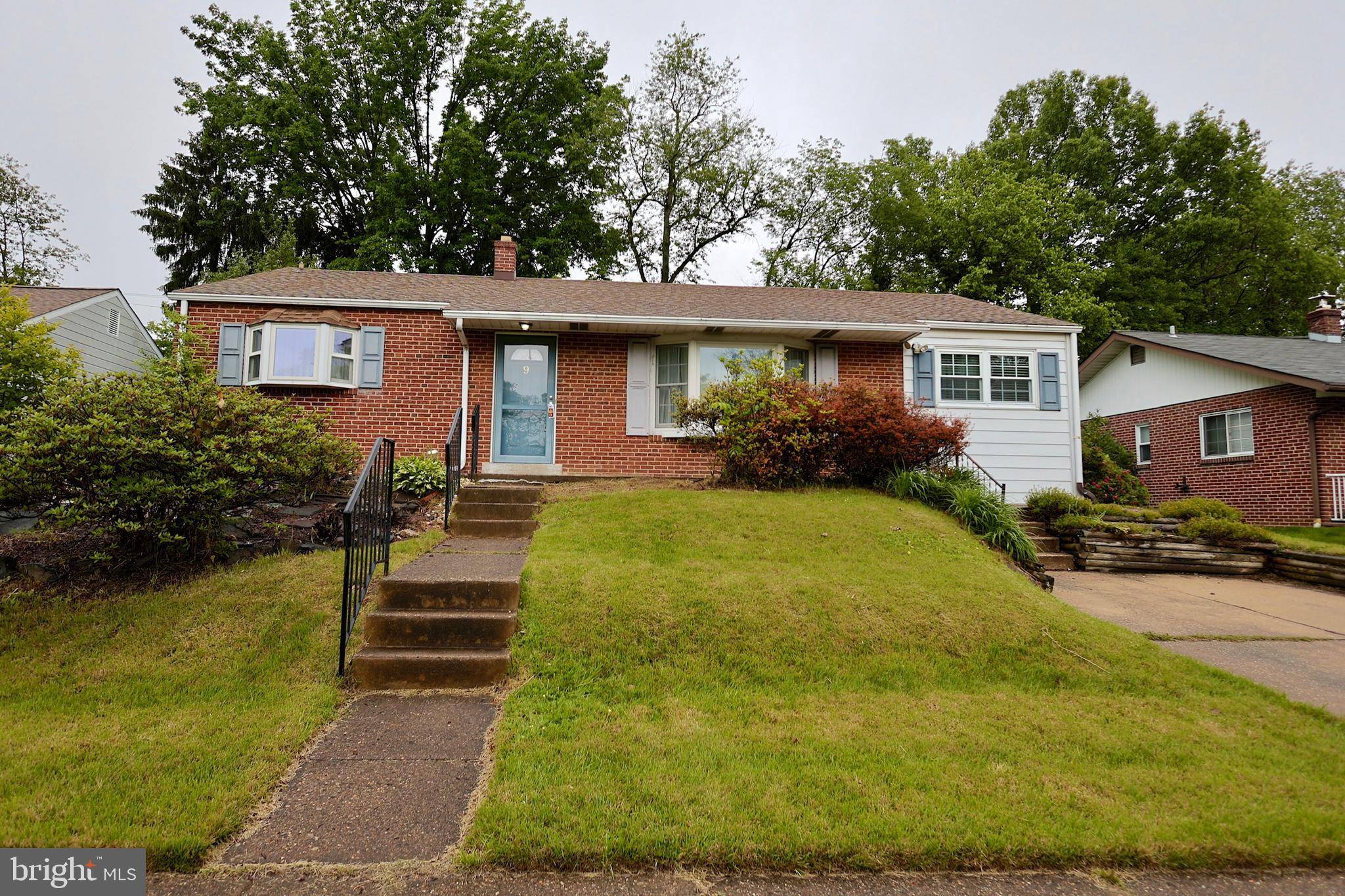 9 HOMEWOOD RD, Wilmington, DE 19803
