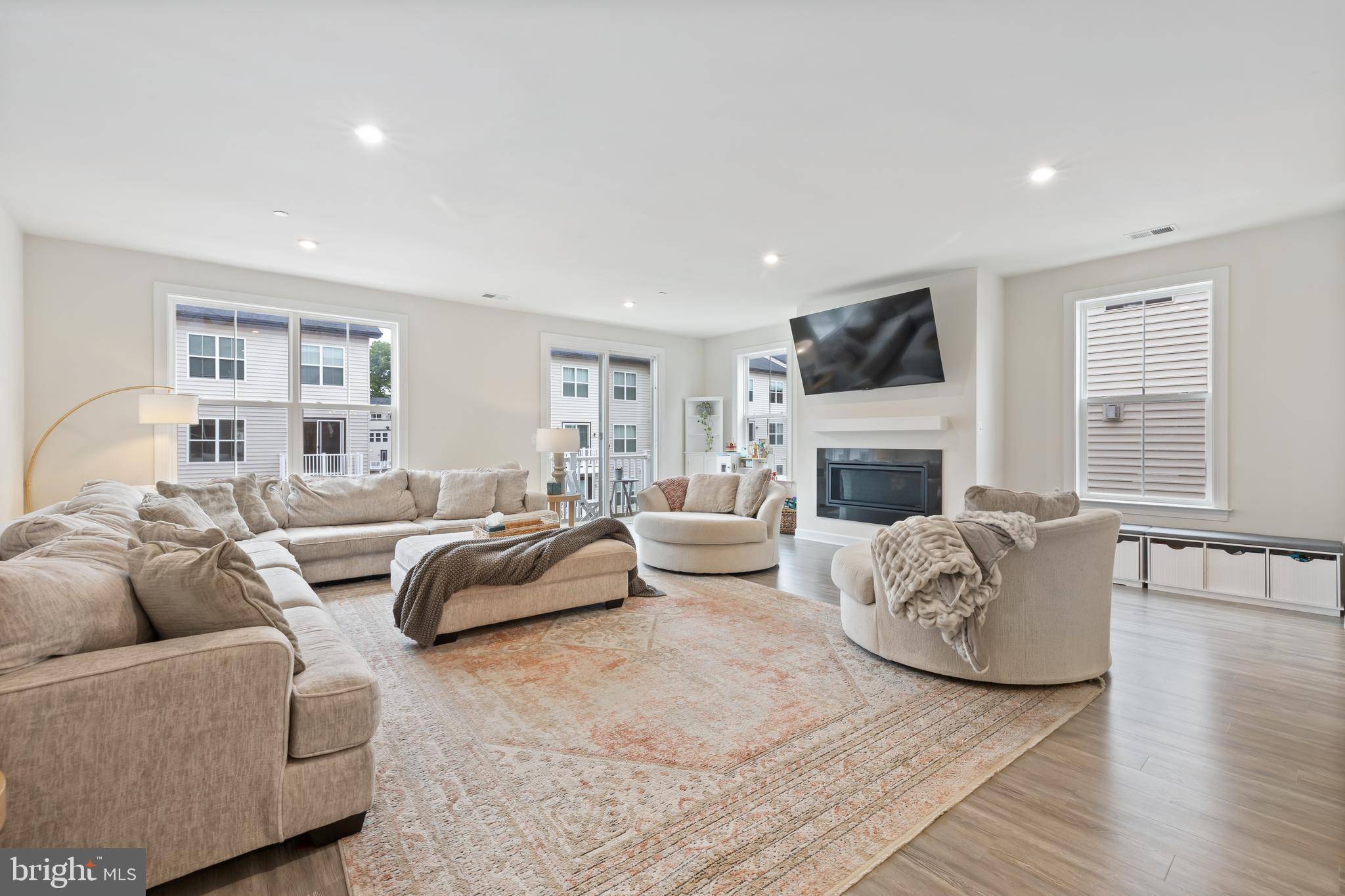 Fairfax, VA 22033,12363 AZURE LN #42