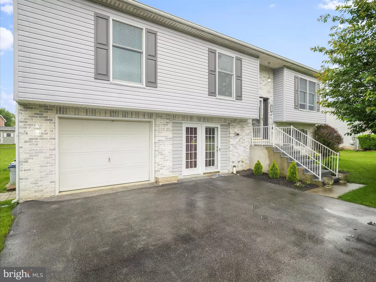 Waynesboro, PA 17268,155 ANTIETAM DR