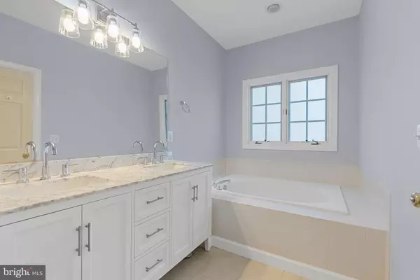 Fairfax, VA 22033,4320 THOMAS BRIGADE LN