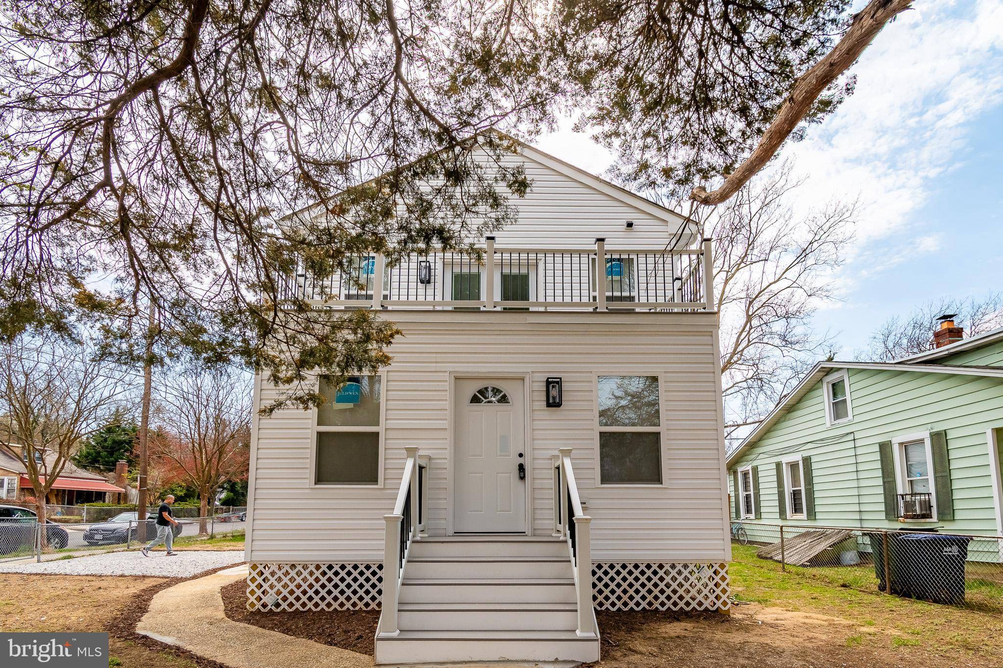 Washington, DC 20019,3127 G ST SE