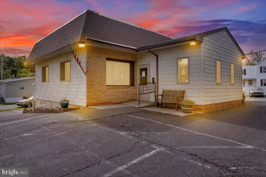 924 W PHILADELPHIA AVE, Boyertown, PA 19512