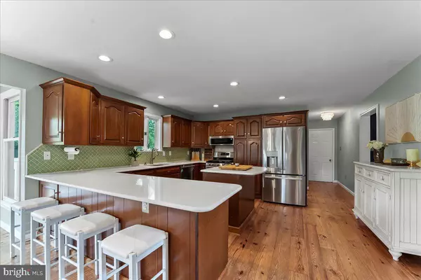 West Grove, PA 19390,11 WHITE OAK DR