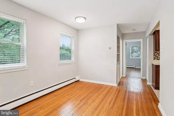 Abington, PA 19001,1100 TYSON AVE #A-10