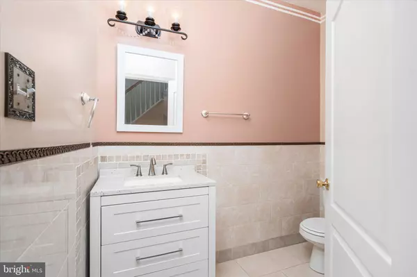 Burlington Township, NJ 08016,5 PRIMROSE DR