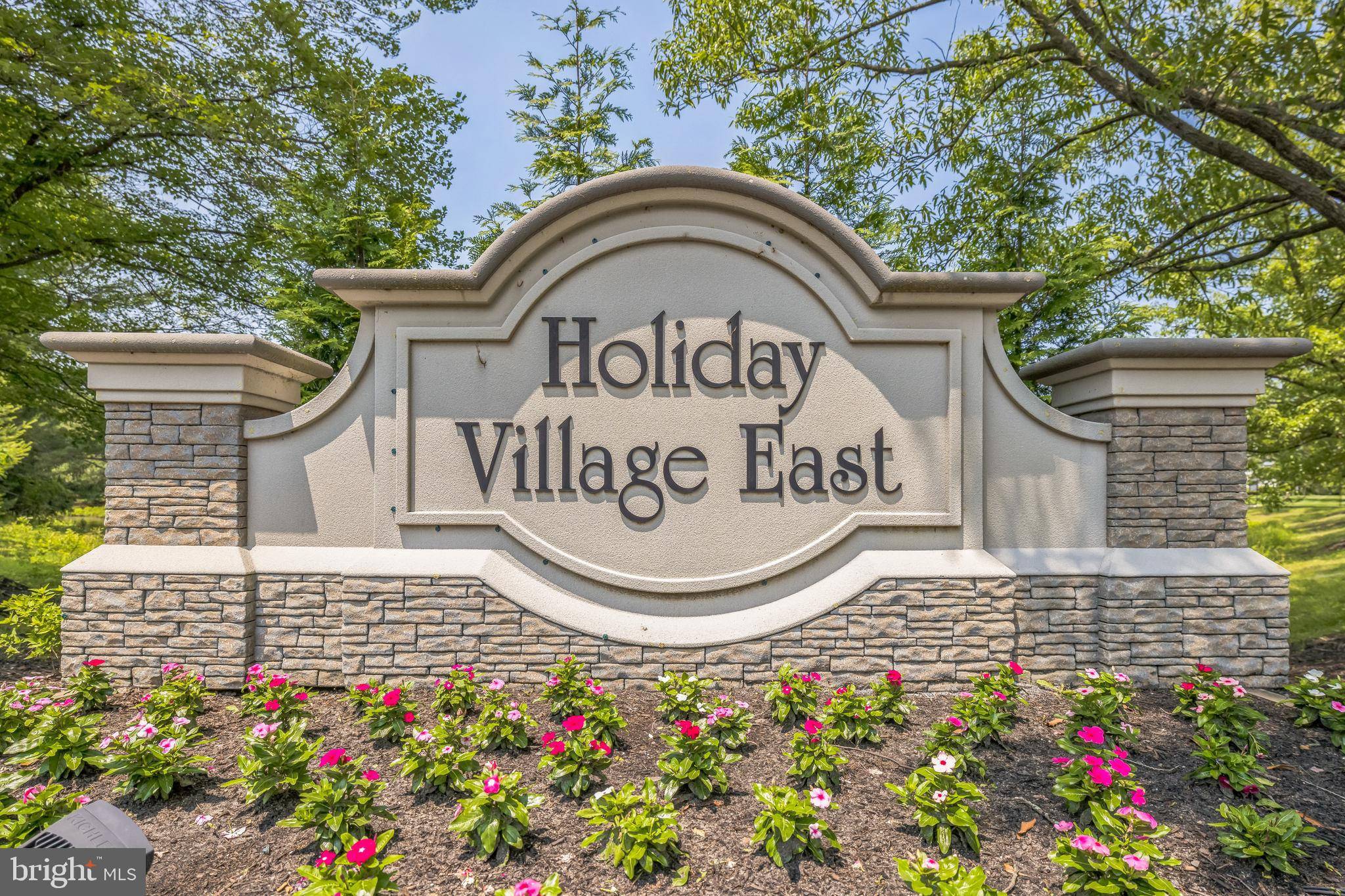 Mount Laurel, NJ 08054,402B VIOLET DR