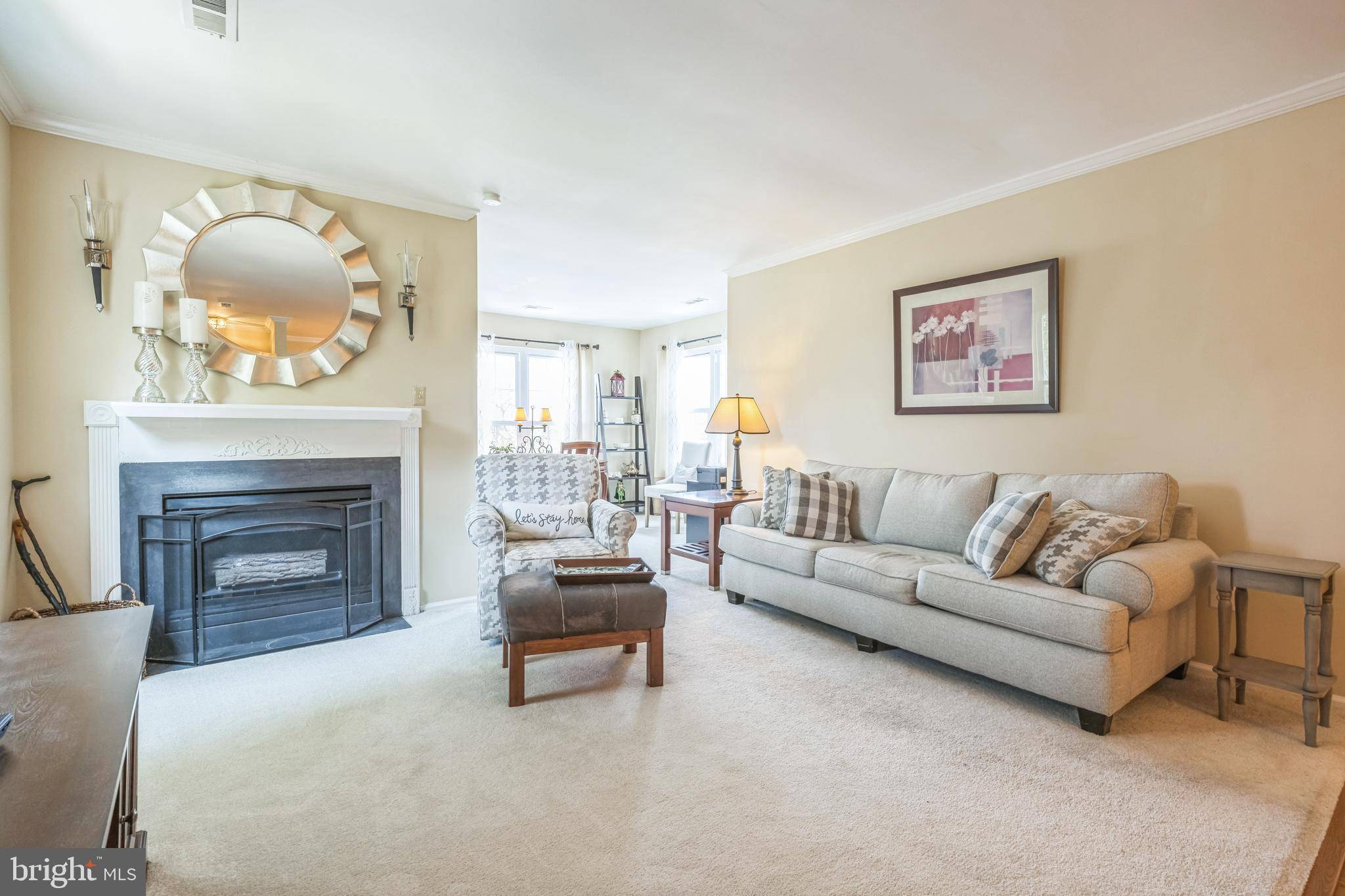 Mount Laurel, NJ 08054,402B VIOLET DR