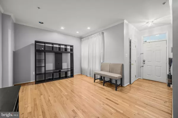 Baltimore, MD 21208,33 PEREGRINE CT #33