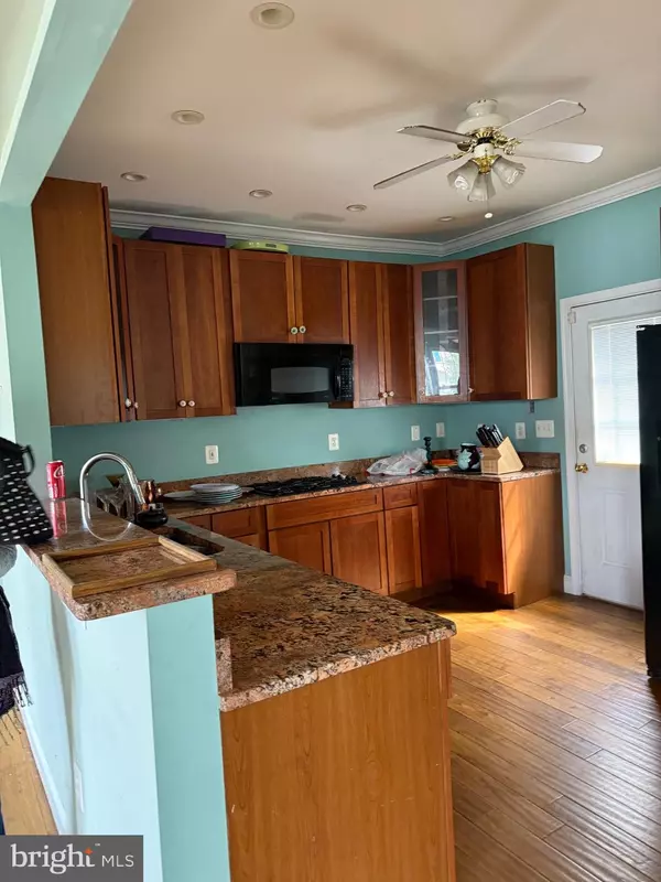 Washington, DC 20012,820 WHITTIER PL NW