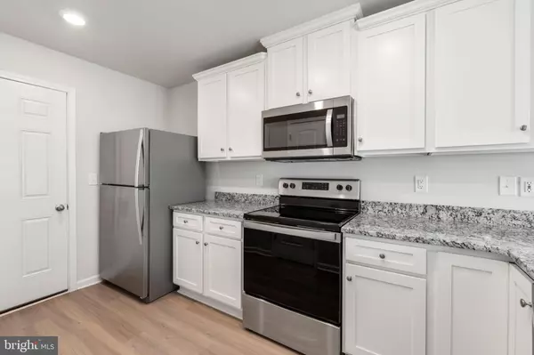 Bowling Green, VA 22427,17105 J SHELBY GUSS WAY