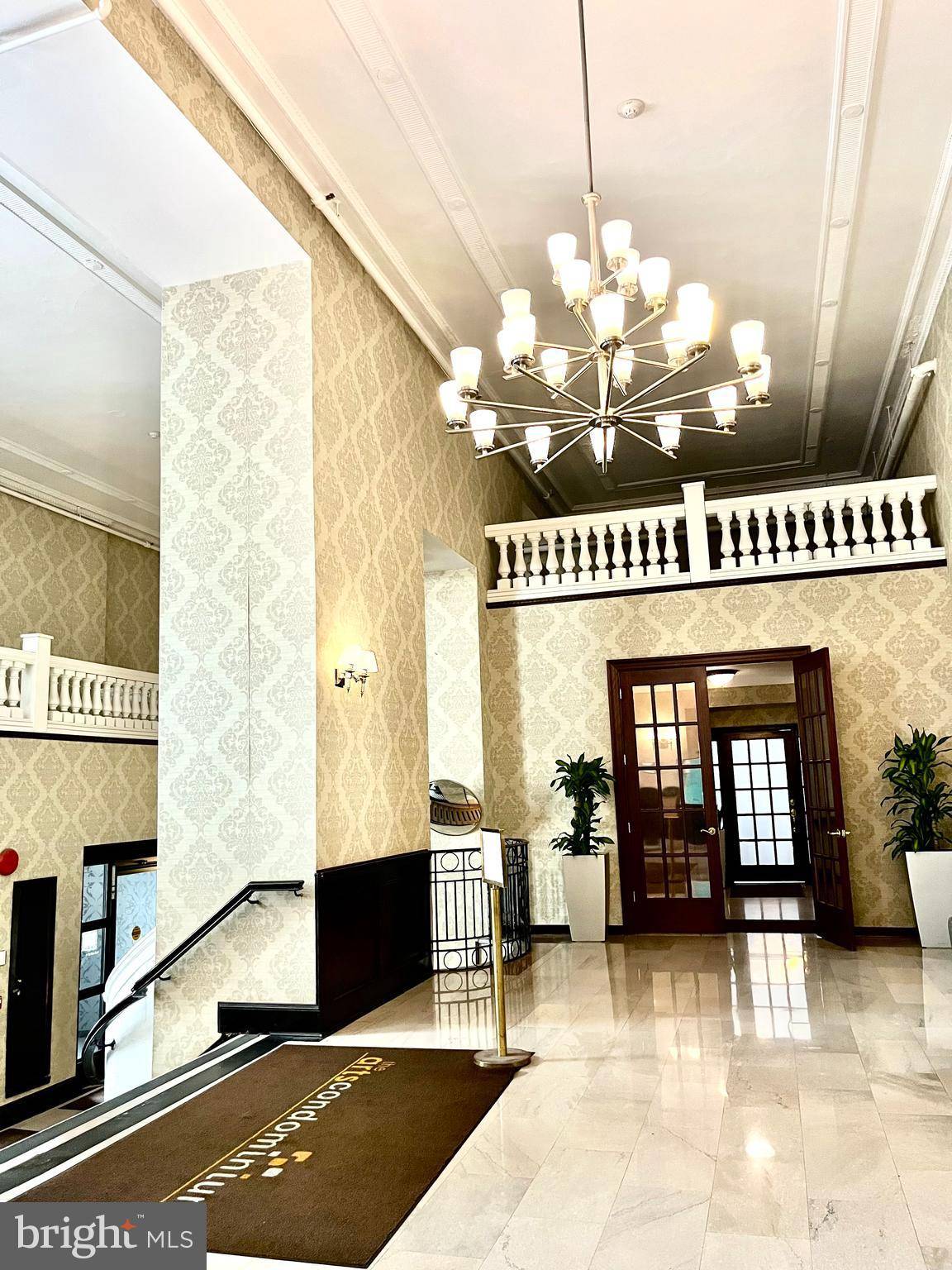 Philadelphia, PA 19107,1324 LOCUST ST #1017
