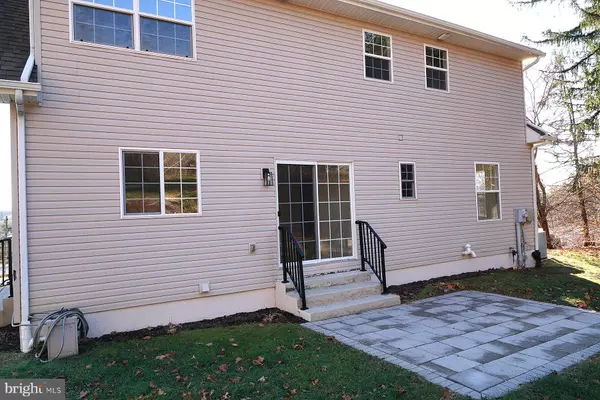 Parkesburg, PA 19365,637 MCCALLS FERRY RD