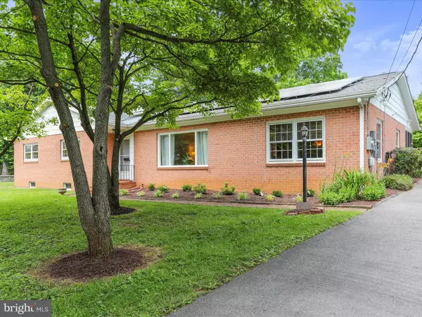 Shepherdstown, WV 25443,23 FAIRMONT AVE