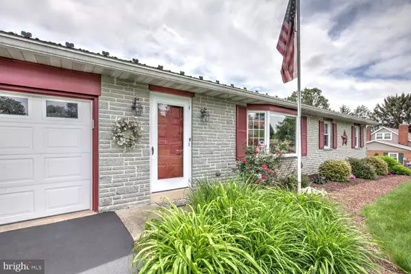 Ephrata, PA 17522,330 SOUTHVIEW DR