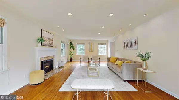 Princeton, NJ 08540,304 RIVERSIDE DR
