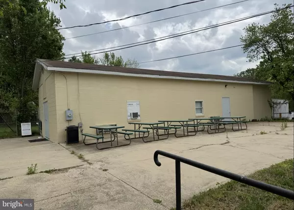 Temple Hills, MD 20748,5609 OLD BRANCH AVE