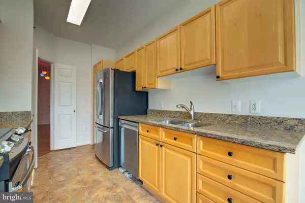 Leesburg, VA 20176,19365 CYPRESS RIDGE TER #401