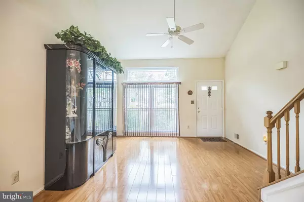 Burlington, NJ 08016,56 RIDGEWOOD WAY