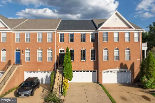 43877 SANDBURG SQ,  Ashburn,  VA 20147
