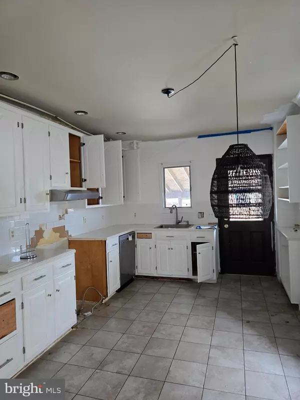 Allentown, PA 18103,732 LEHIGH ST