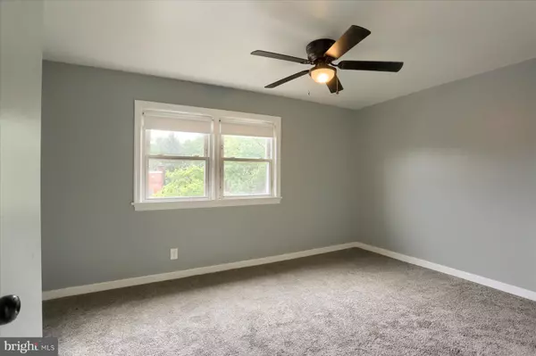 Harrisburg, PA 17104,2432 BROOKWOOD ST