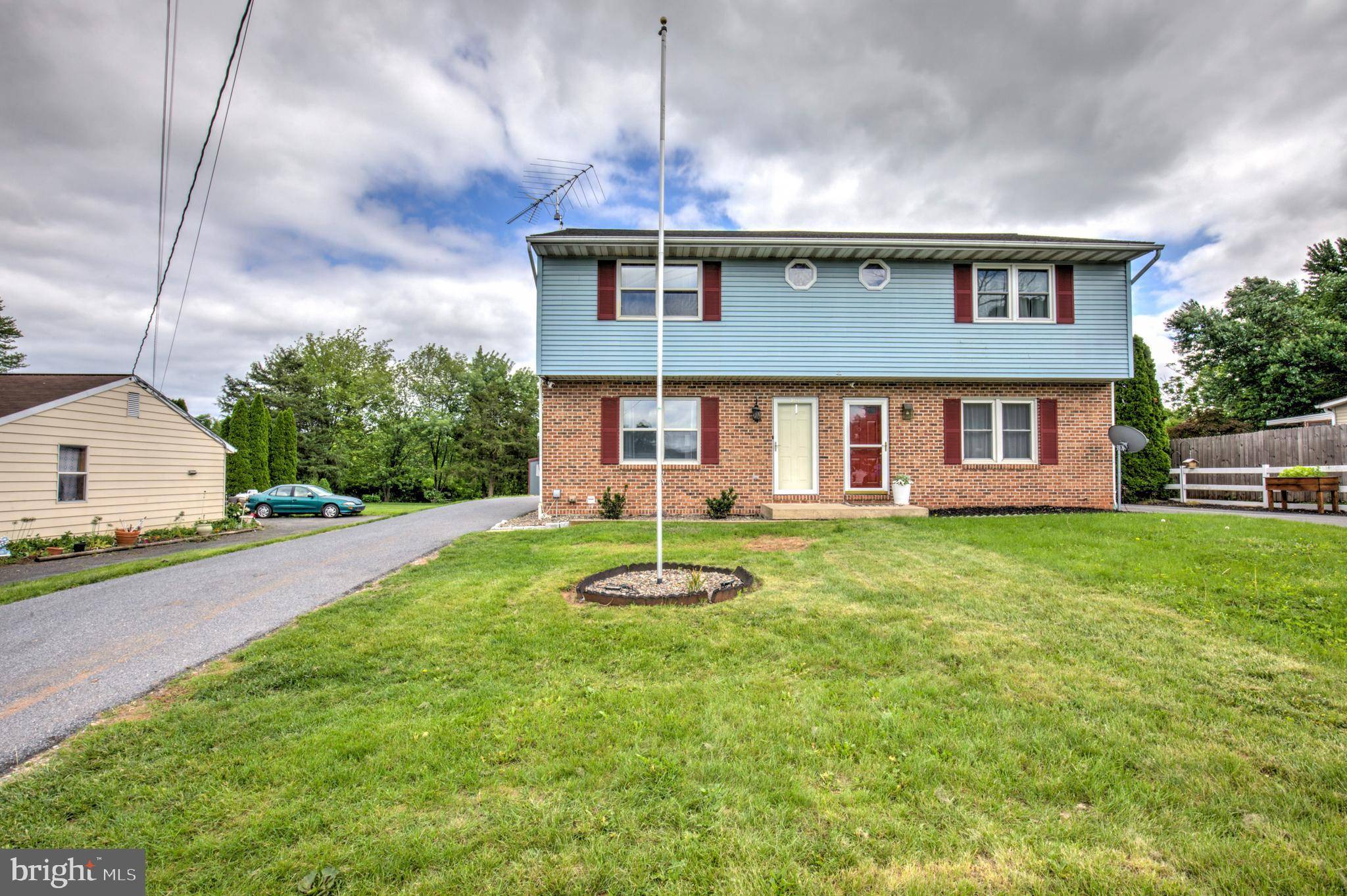 Denver, PA 17517,269 N REAMSTOWN RD