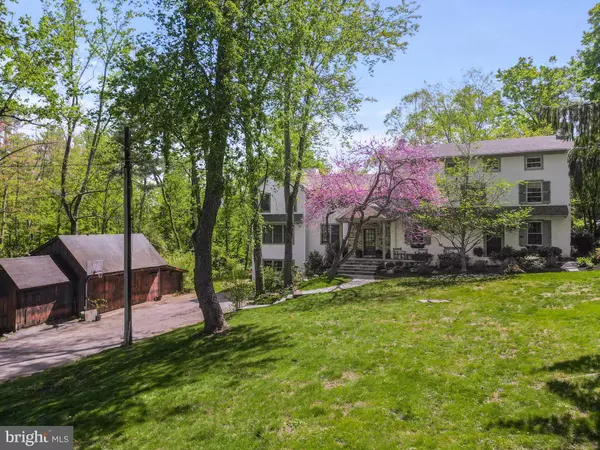Newtown Square, PA 19073,2 EARLES LN