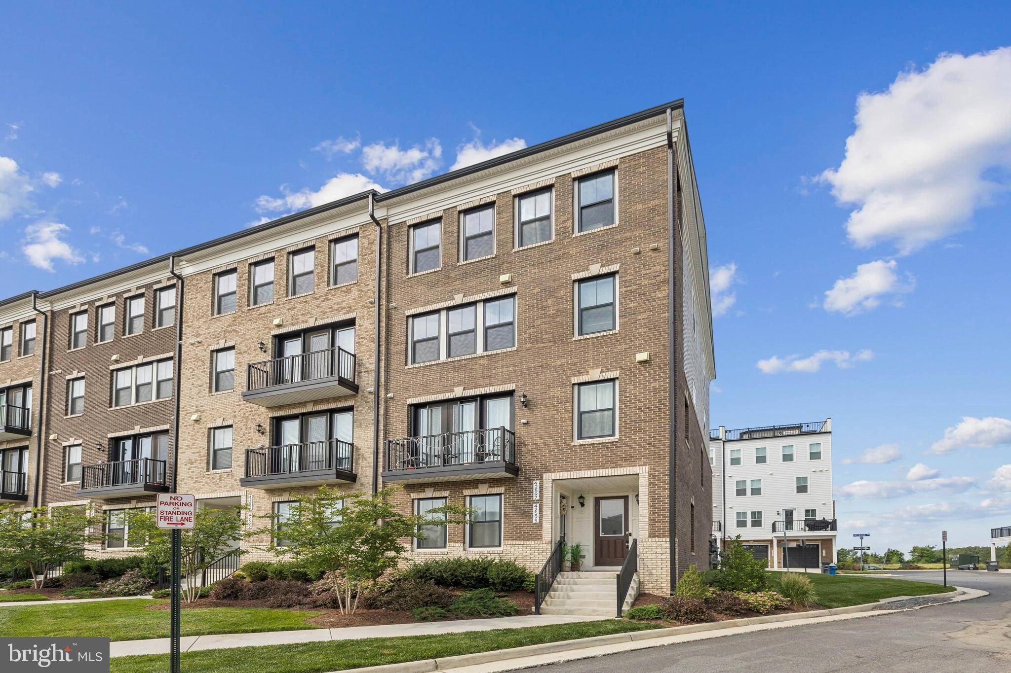 Ashburn, VA 20147,Address not disclosed