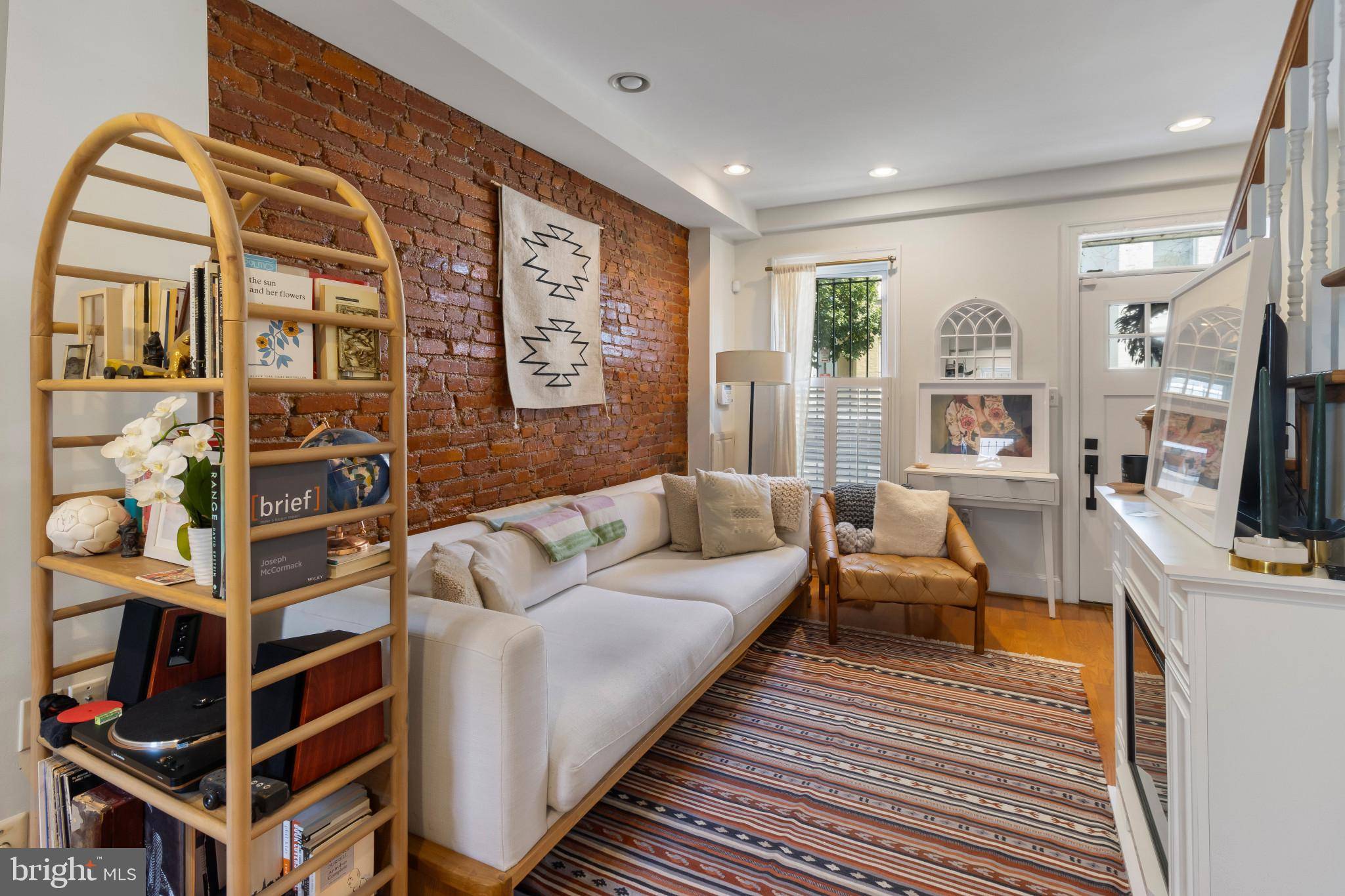 Washington, DC 20002,1239 WYLIE ST NE