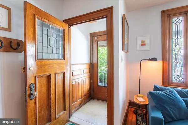 Philadelphia, PA 19143,527 S 55TH ST