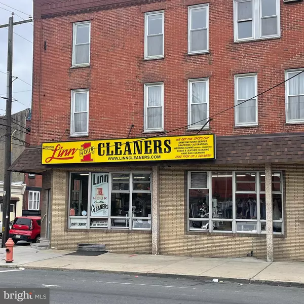 Philadelphia, PA 19145,2100-2102 S 15TH ST