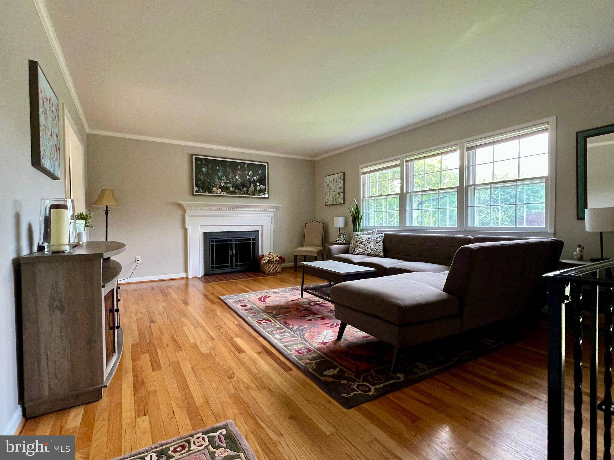 Fairfax, VA 22032,4213 NUTWOOD WAY