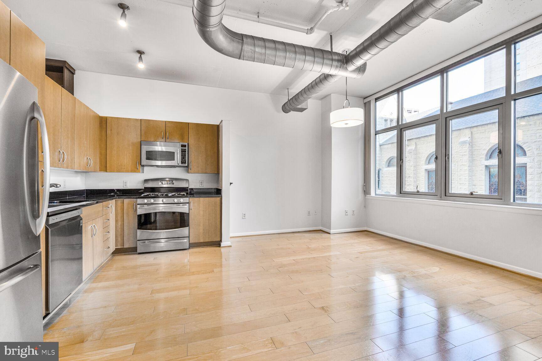 Washington, DC 20001,811 4TH ST NW #320