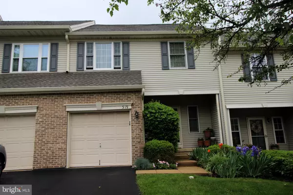 319 FIELDSTONE DR, New Hope, PA 18938