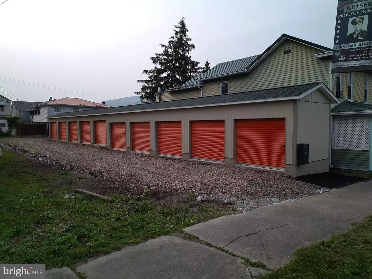 Keyser, WV 26726,46 ORCHARD